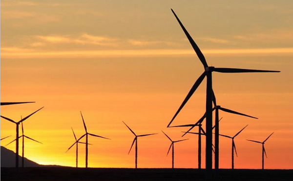 風(fēng)電葉片是風(fēng)力發(fā)電設(shè)備的重要組件